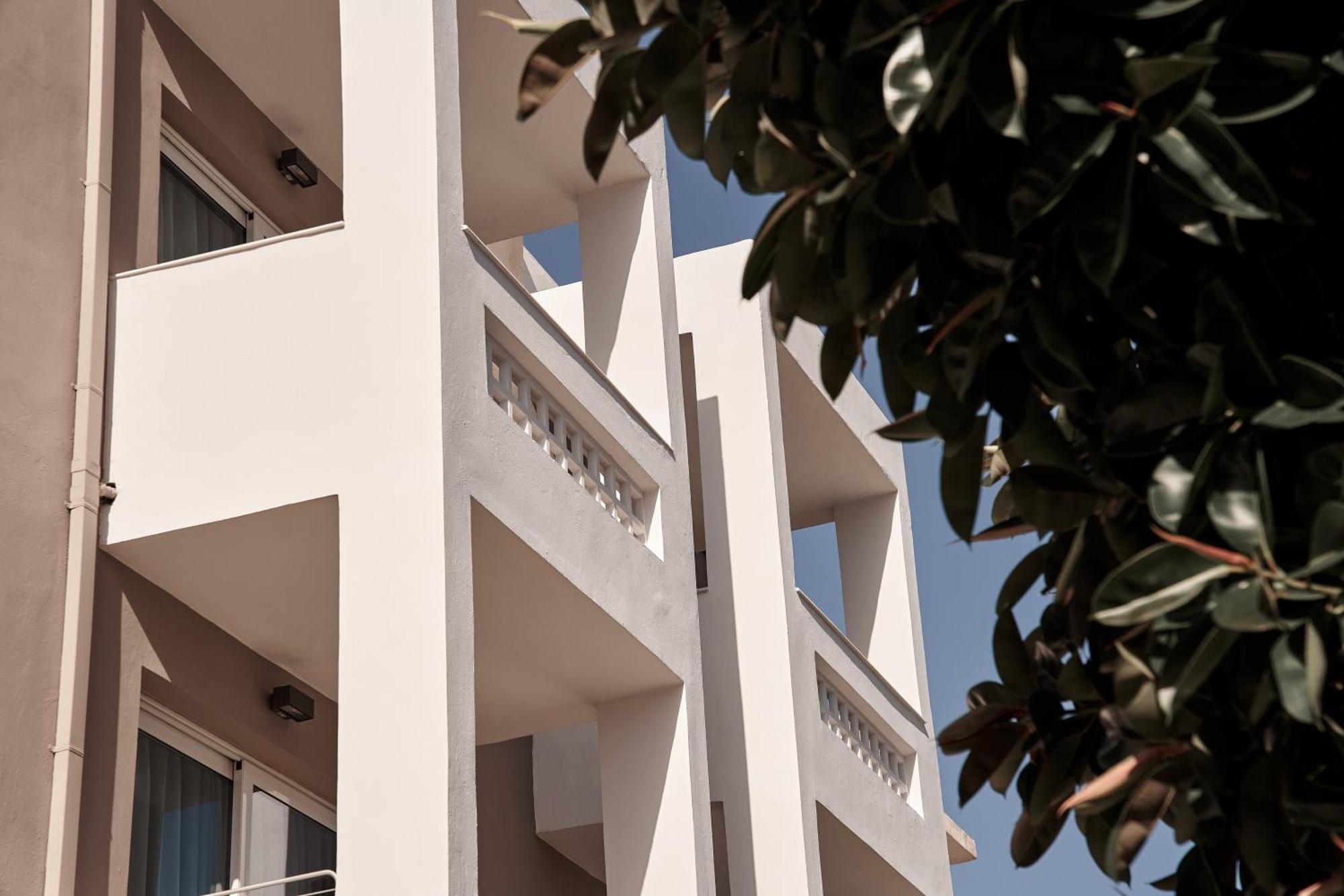 Troulis Apart-Hotel Bali  Exterior photo