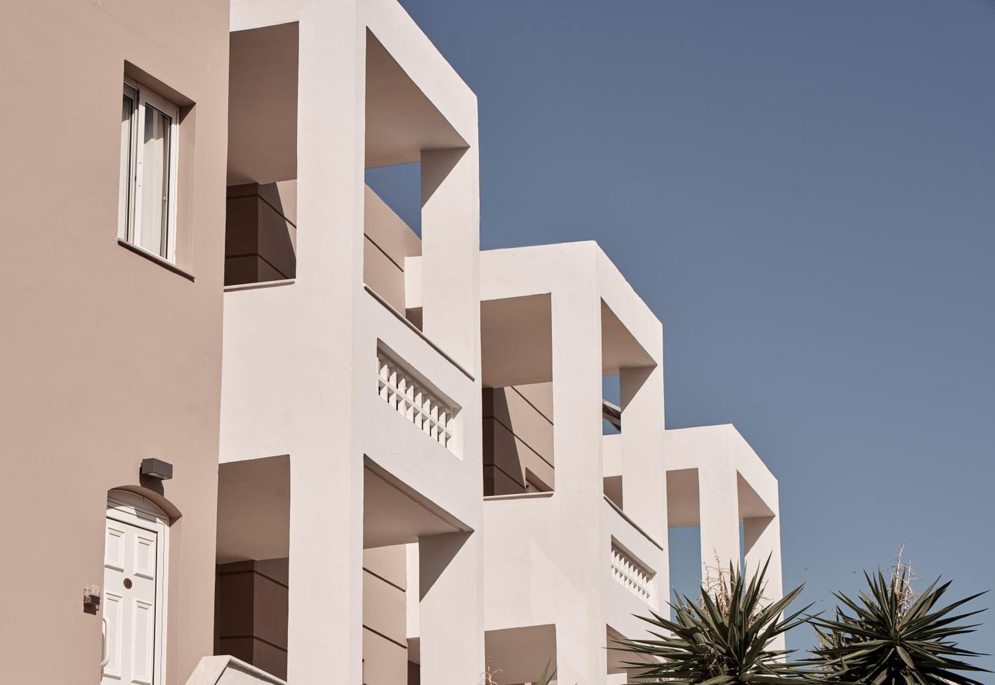 Troulis Apart-Hotel Bali  Exterior photo