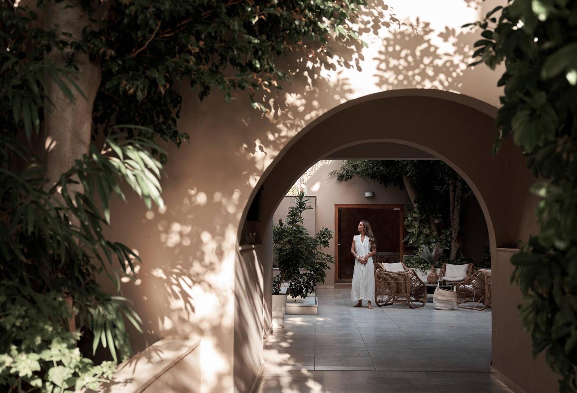 Troulis Apart-Hotel Bali  Exterior photo